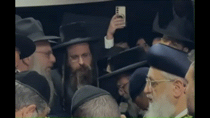 ראש הישיבה חיזק, הראש"ל פרץ בבכי | לווויה קורעת לב של האם ובנותיה שנהרגו בתאונה