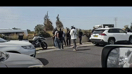 רגע מעצר חשוד לפני זמן קצר