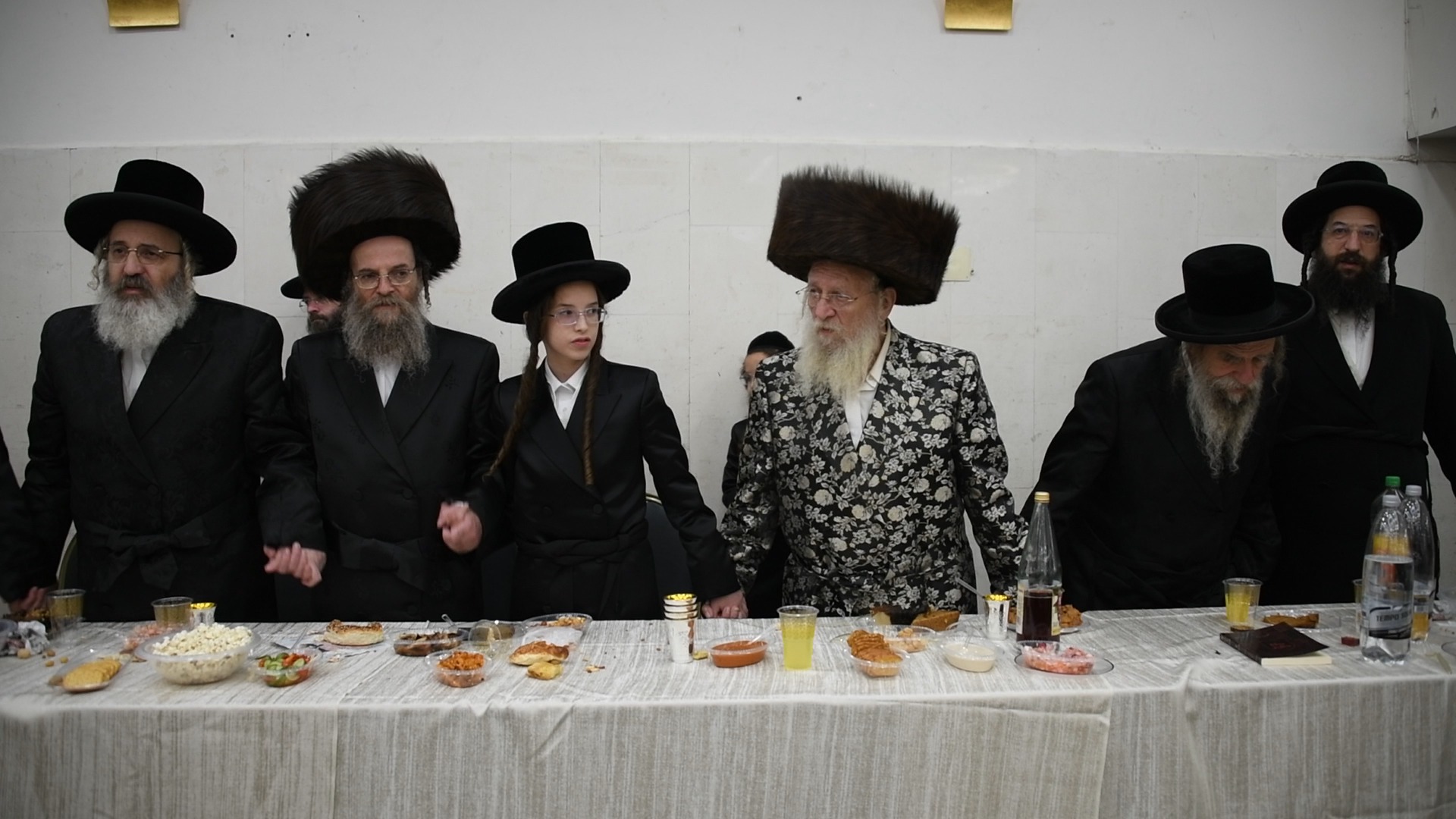 שמחת בר מצווה לנין הראשון: הסבים הדגולים נפגשו במטבח