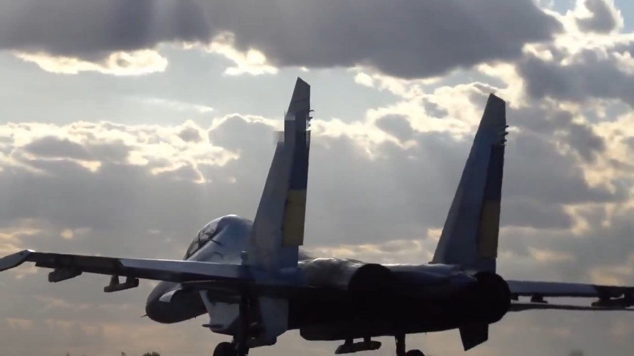 מטוסי F-16 באוקראינה: משימות בלי טילים, רק עם תותח