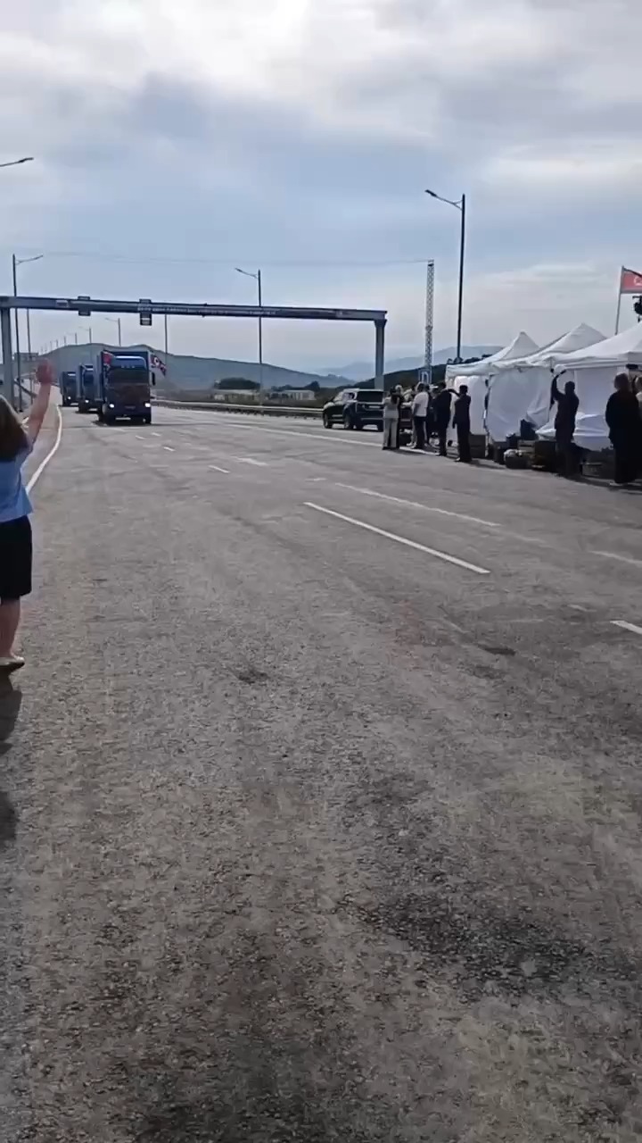 רוסיה וצפון קוריאה פתחו גשר כביש ראשון ביניהן