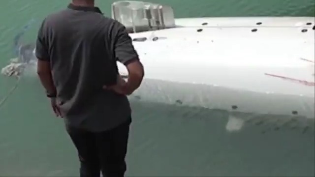 צוללת אמריקנית נתפסה במפרץ: מה באמת קרה שם?