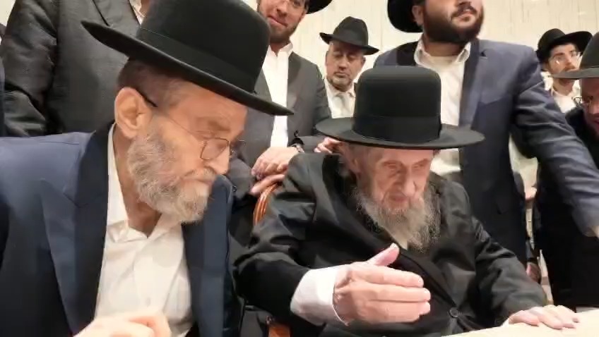 המנהיג הליטאי הגר"ד לנדו הגיע לשמחת נכדת גפני