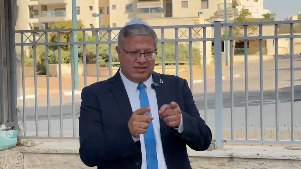 בן גביר פונה לנתניהו: אני אוהב אותך, אבל זה לא מגיע לי