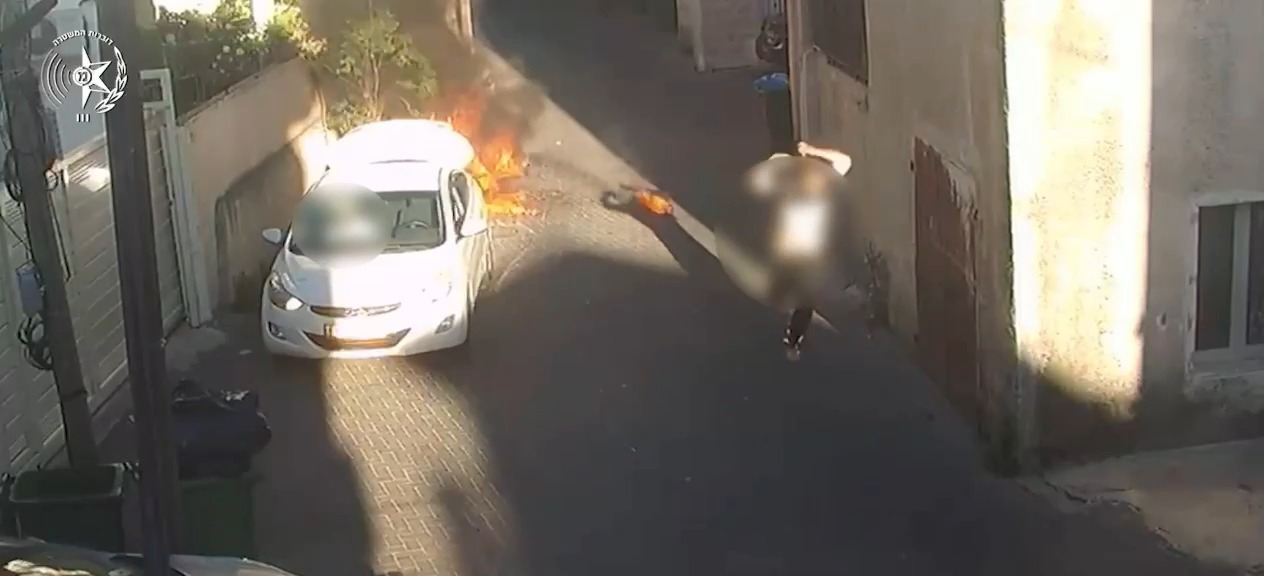 ניסה להצית אופנוע בגלל סכסוך – והצית את עצמו
