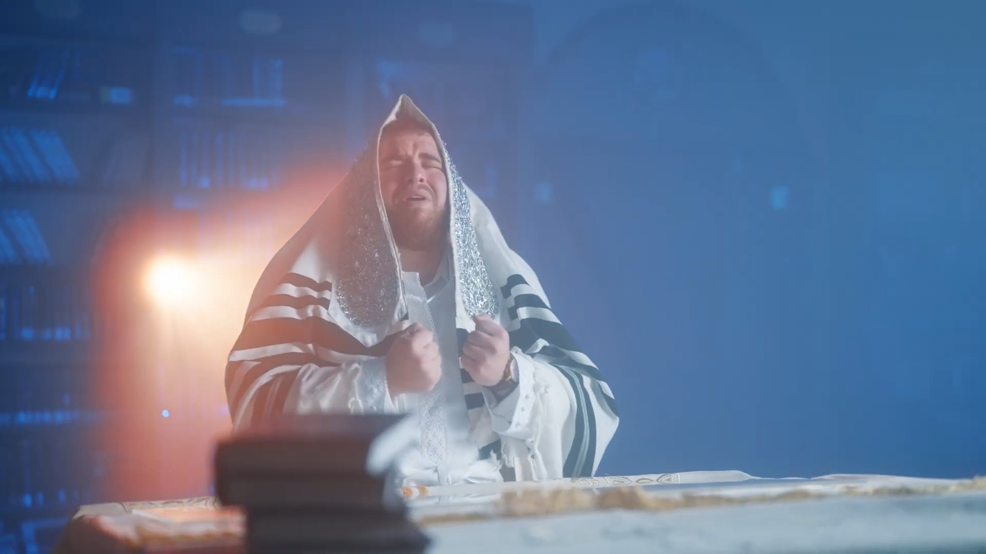 מני שטרייכר ומוישי מנדלסון בסינגל חדש: 'עבדיך'