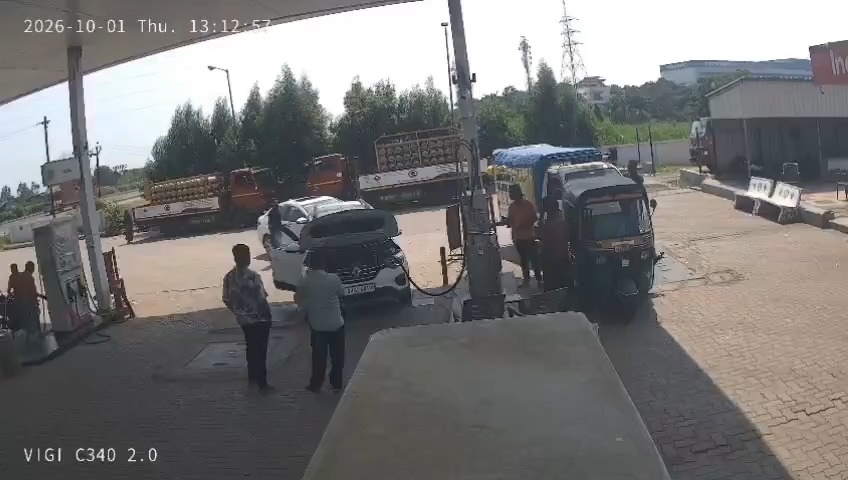 מכונית התפוצצה בזמן התדלוק: התיעוד המדהים