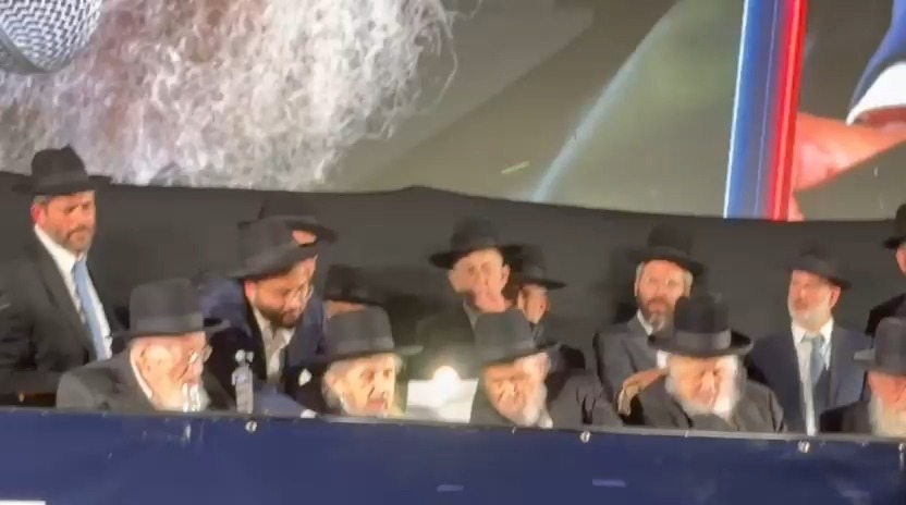 הגר"ד לנדו במתקפה: "אתם מזיקים לעולם התורה"