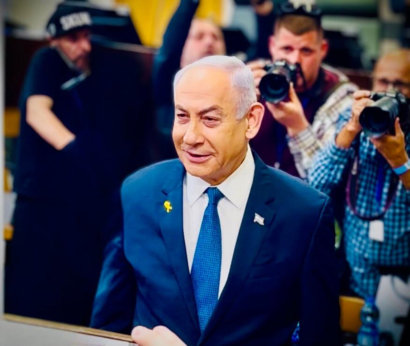 נתניהו וצלמים