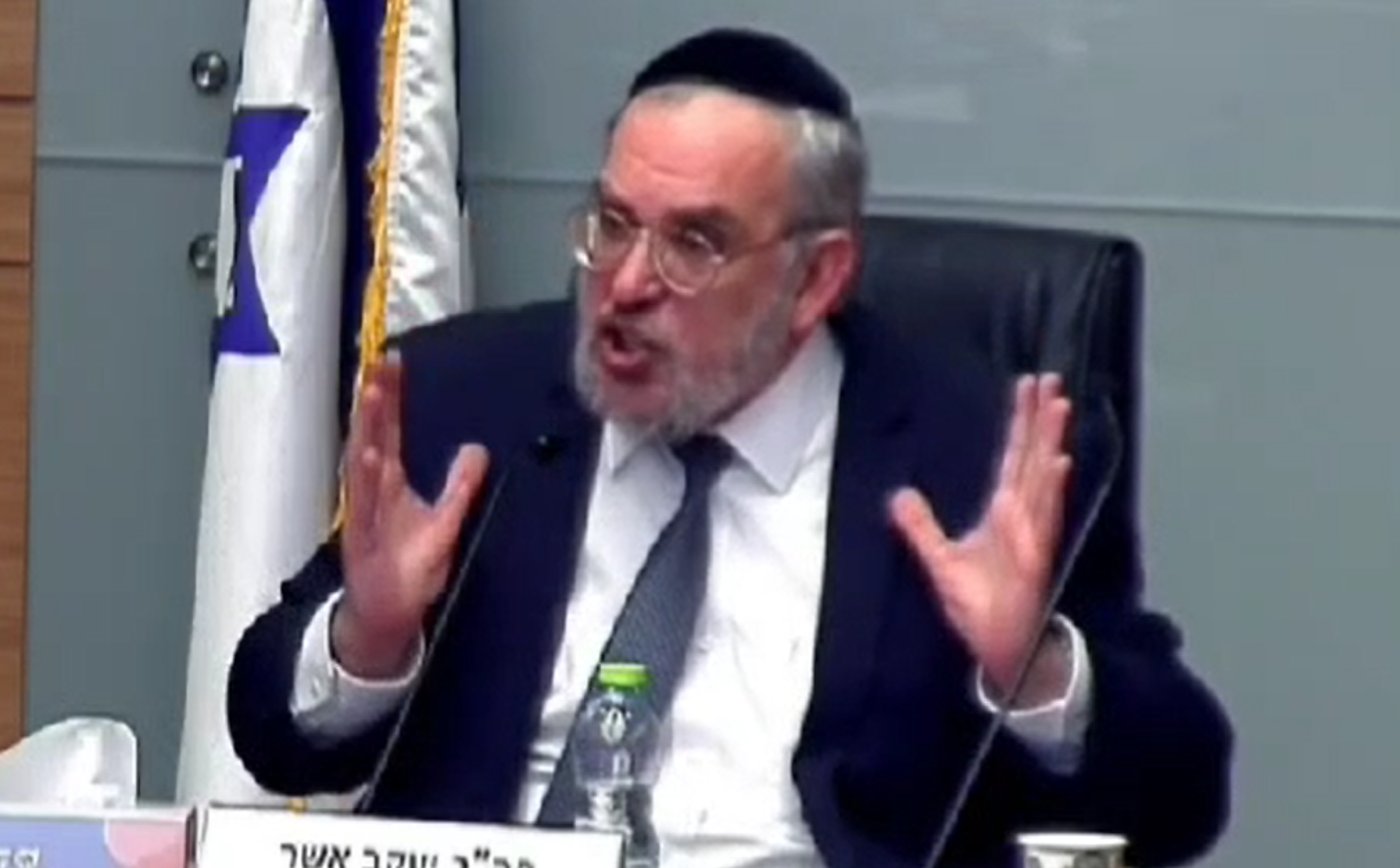יעקב אשר מחזק את ח"כ גפני: "ניתן תמיכה לכל מהלך להחזרת החטופים"