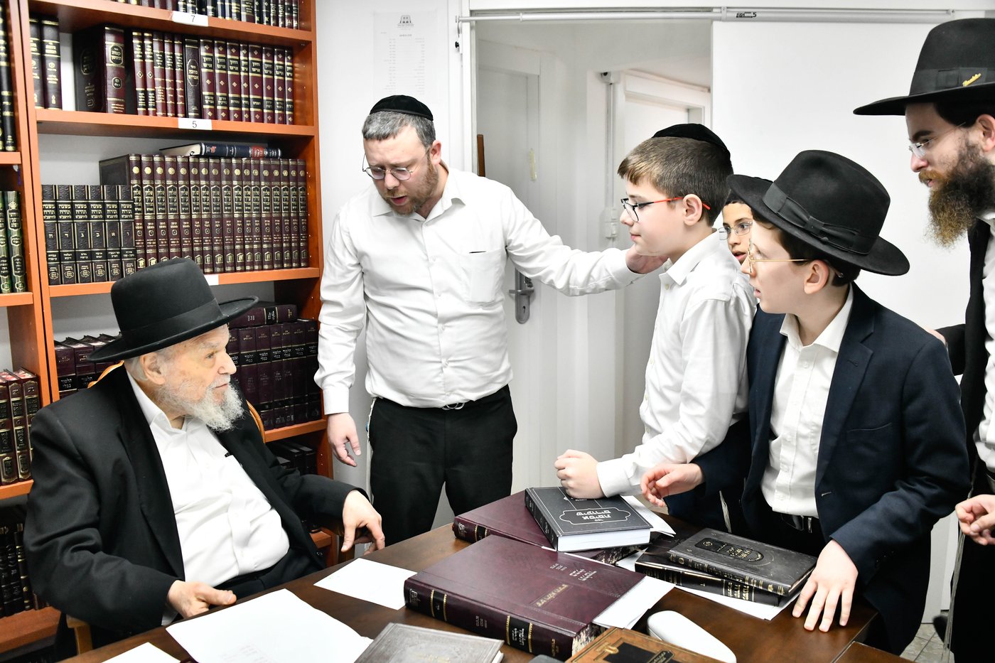 ילדי כרמיאל אצל גדולי ישראל
