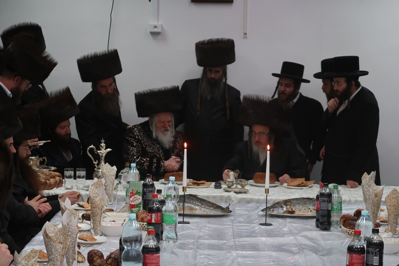 שמחת הברית בחצרות ביאלה ב"ב - פרמשילאן