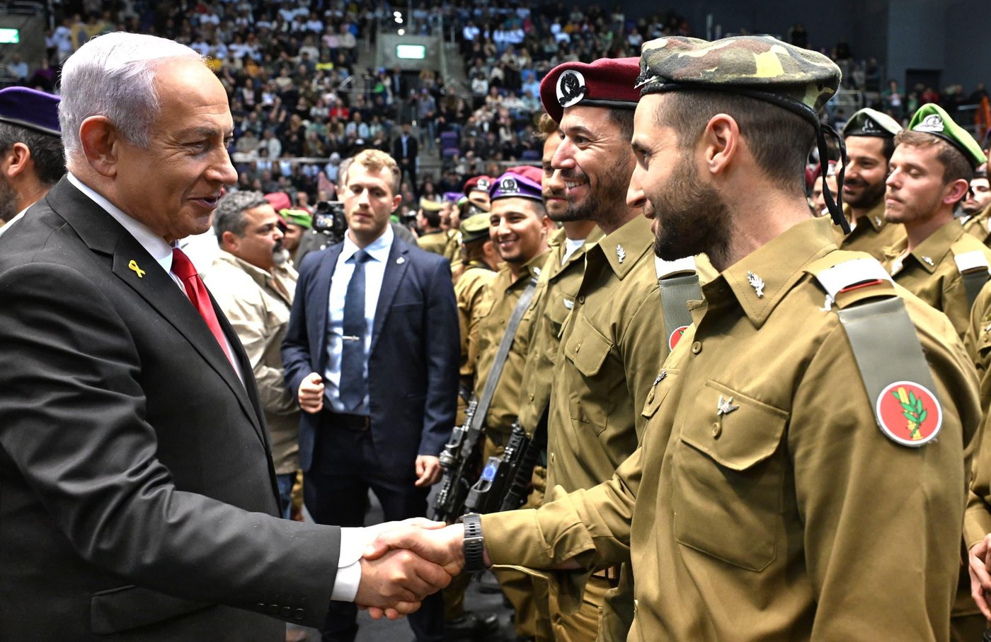 רה"מ בטקס סיום קורס קצינים
