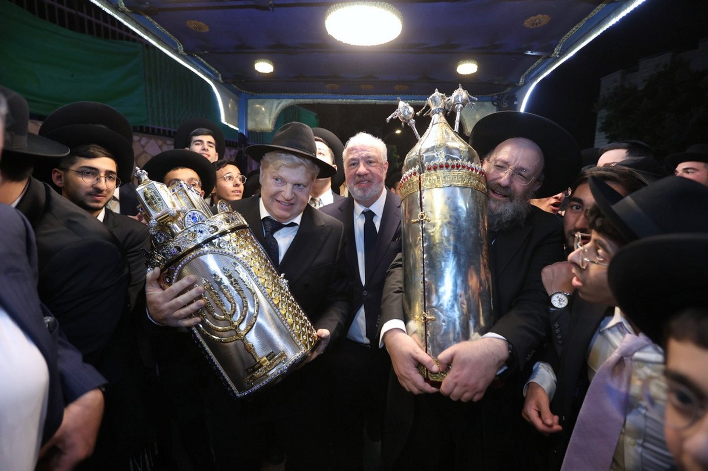 הילולא והכנסת ספר תורה לע"נ הגאון רבי רפאל אליהו ציון סופר זצ"ל