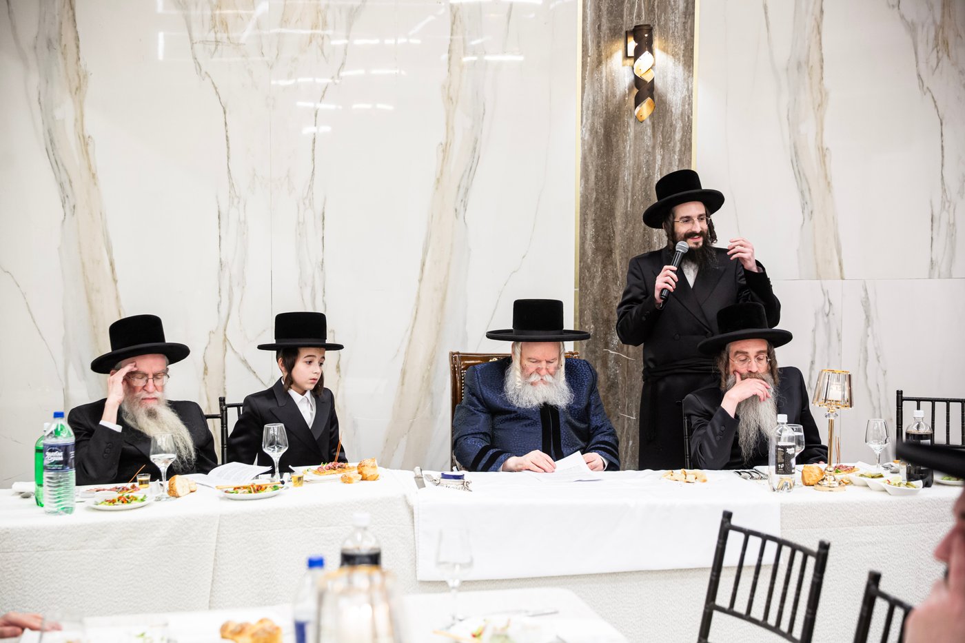 שמחת הבר מצווה לנכד האדמו"ר מבאבוב