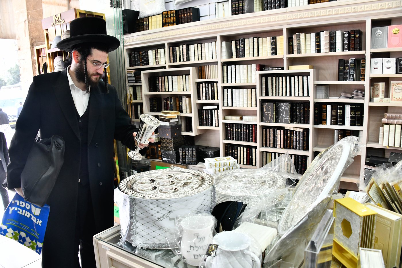 אווירת ערב פסח בבני ברק