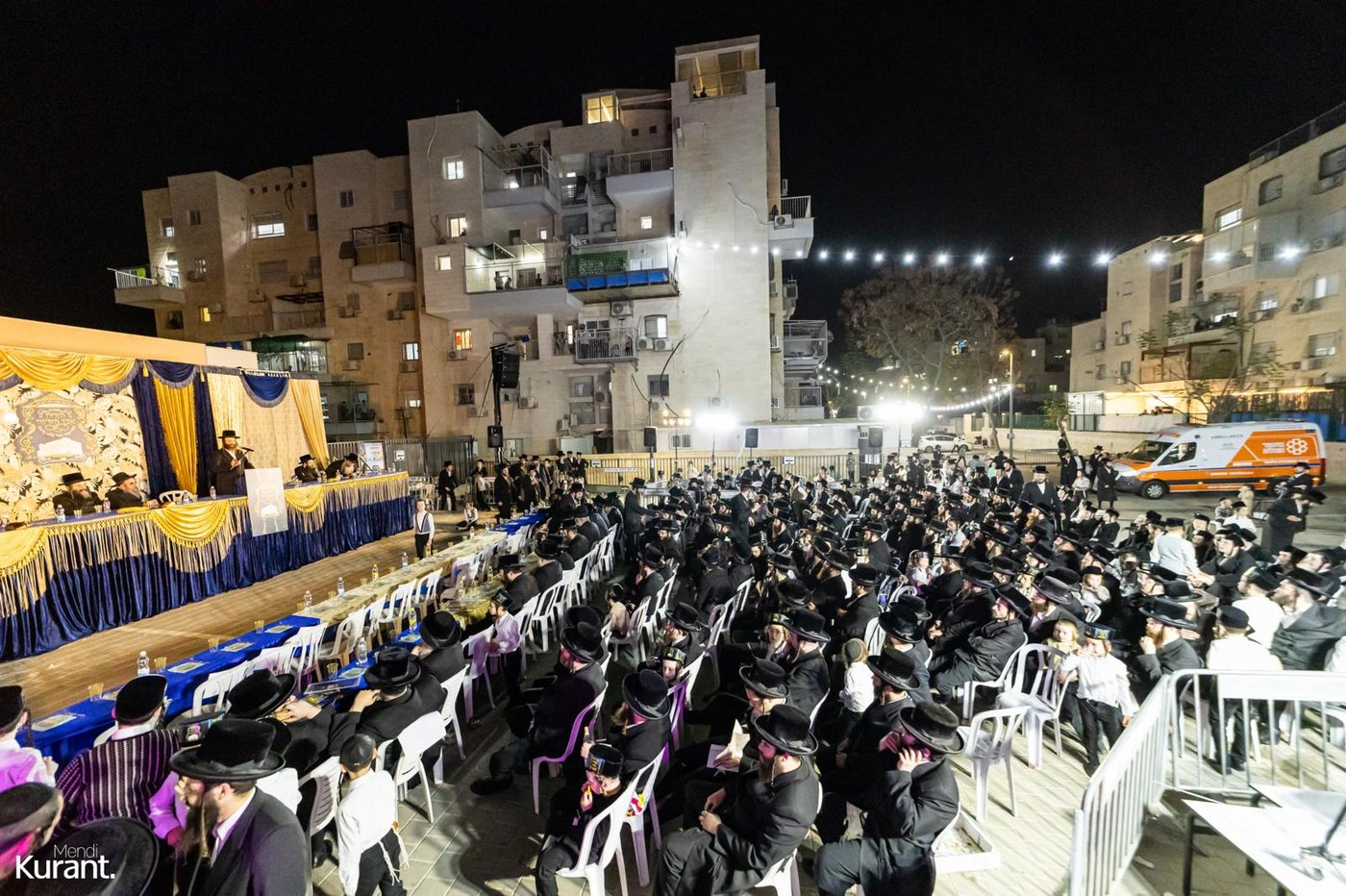 הנחת אבן הפינה בבעלזא קריית גת