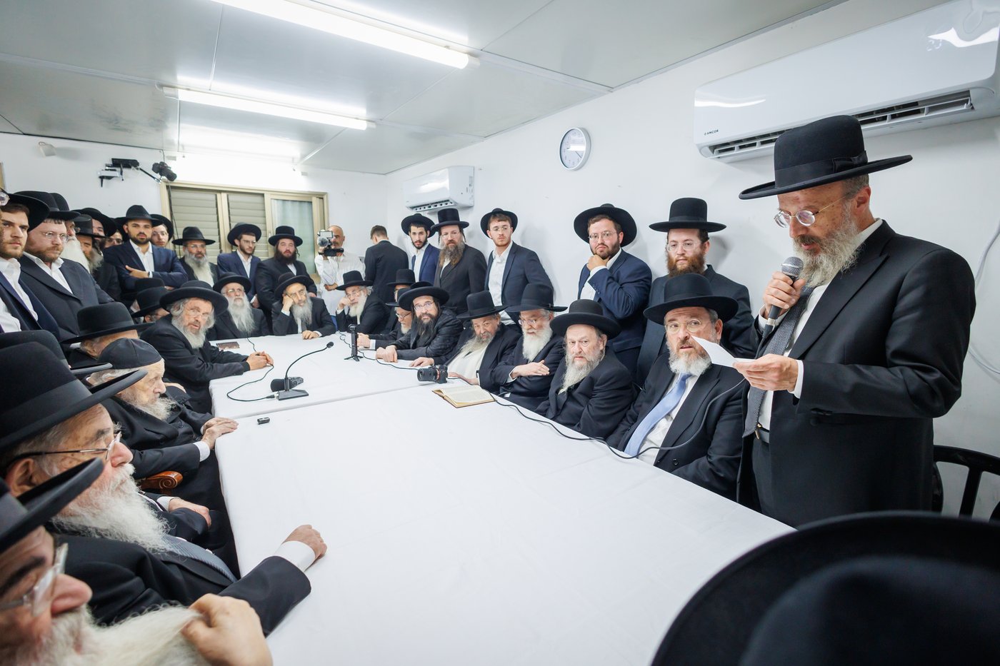 "שאו נא תפילה בעדי" | דברי מנהיג עולם התורה בכנס החירום