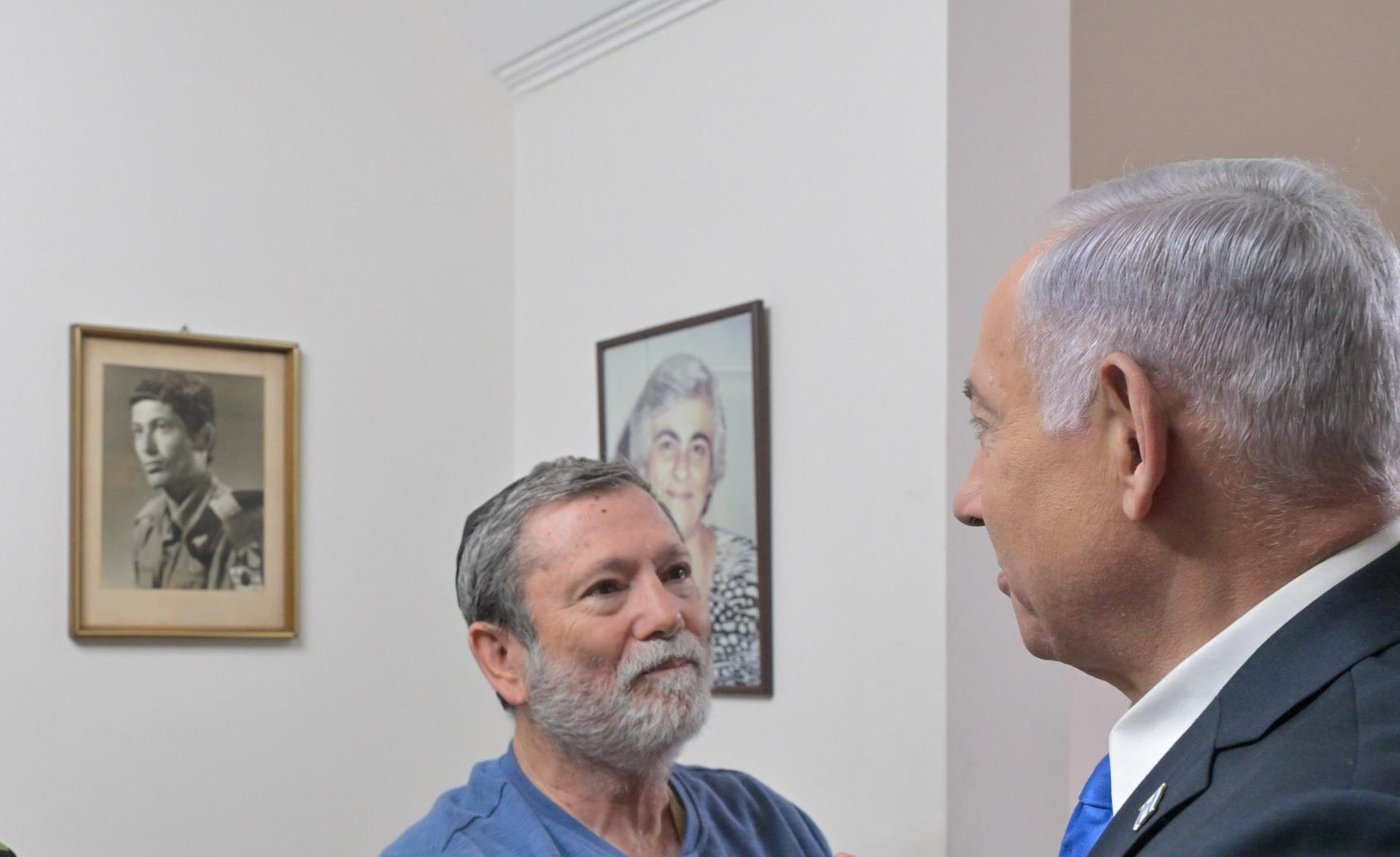 ראש הממשלה נתניהו מעדכן את משפחת פלדמן על השבתו ארצה של צבי פלדמן ז"ל
