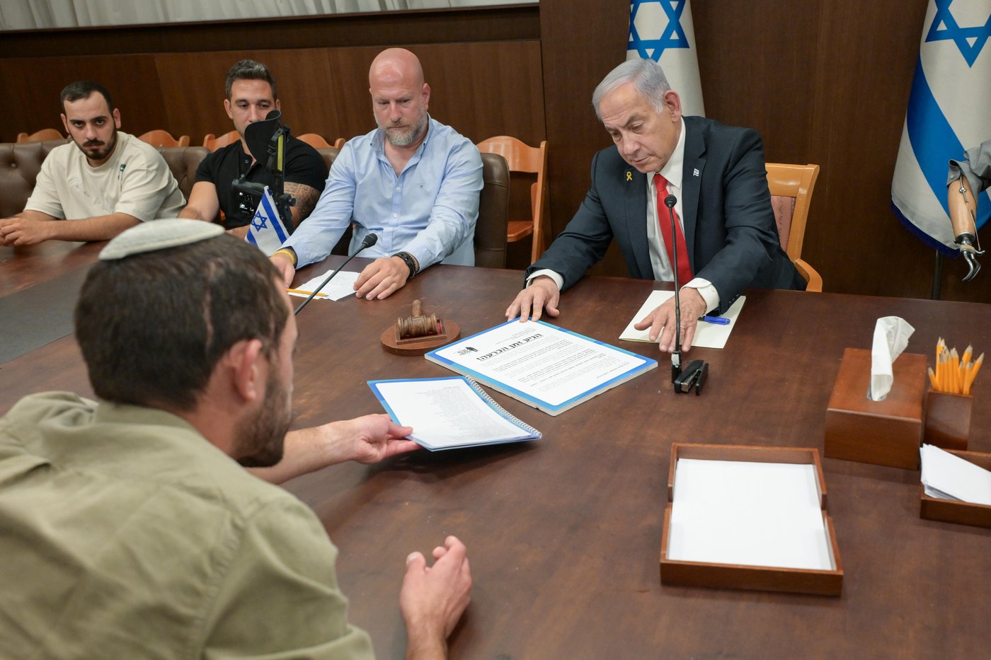 נתניהו חשף בשיחה עם לוחמים את הסיבה לעיכוב תוכנית טראמפ: "50% ייצאו"