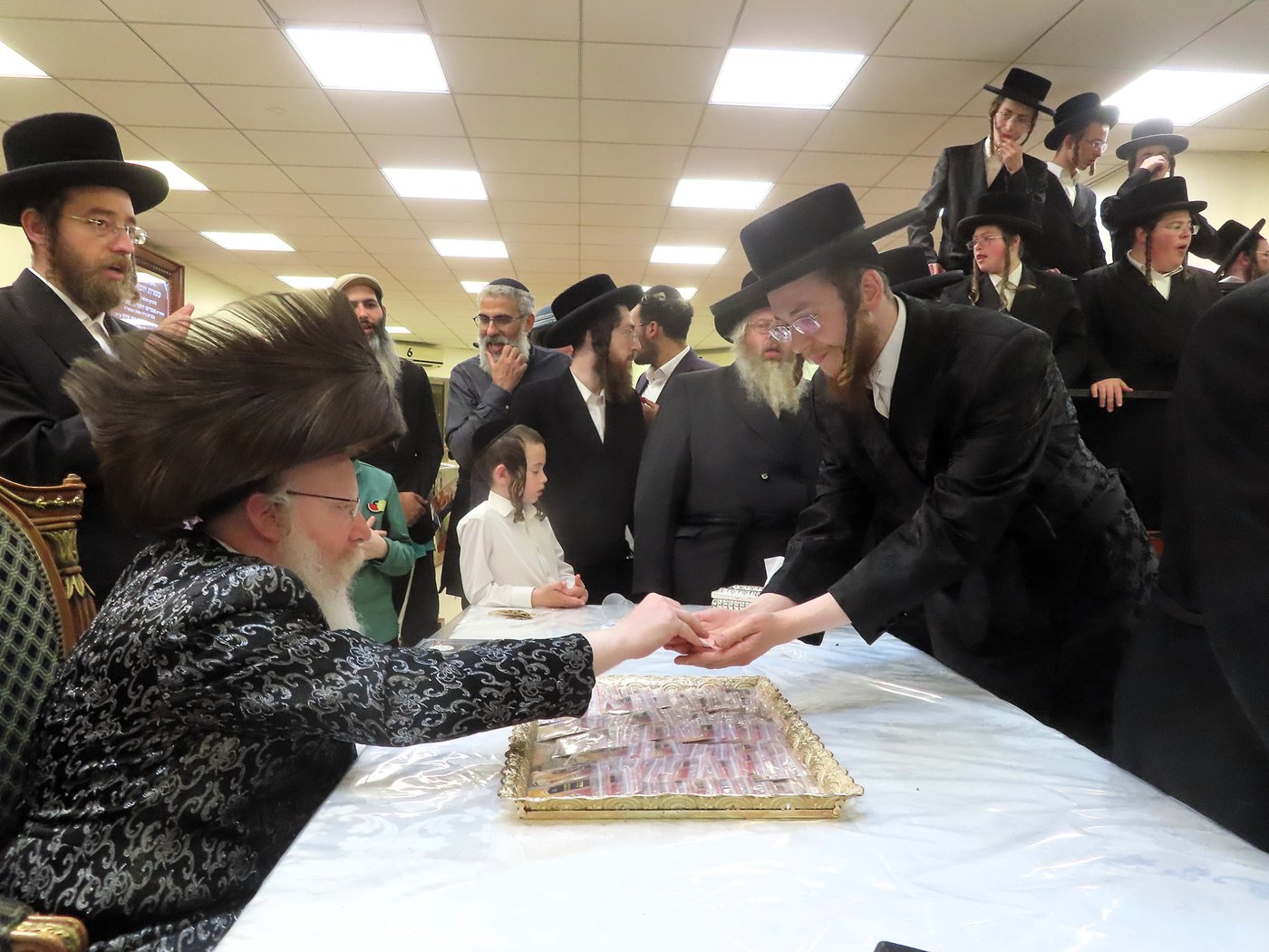 פסח שני בחצה"ק קרעטשניף קריית גת