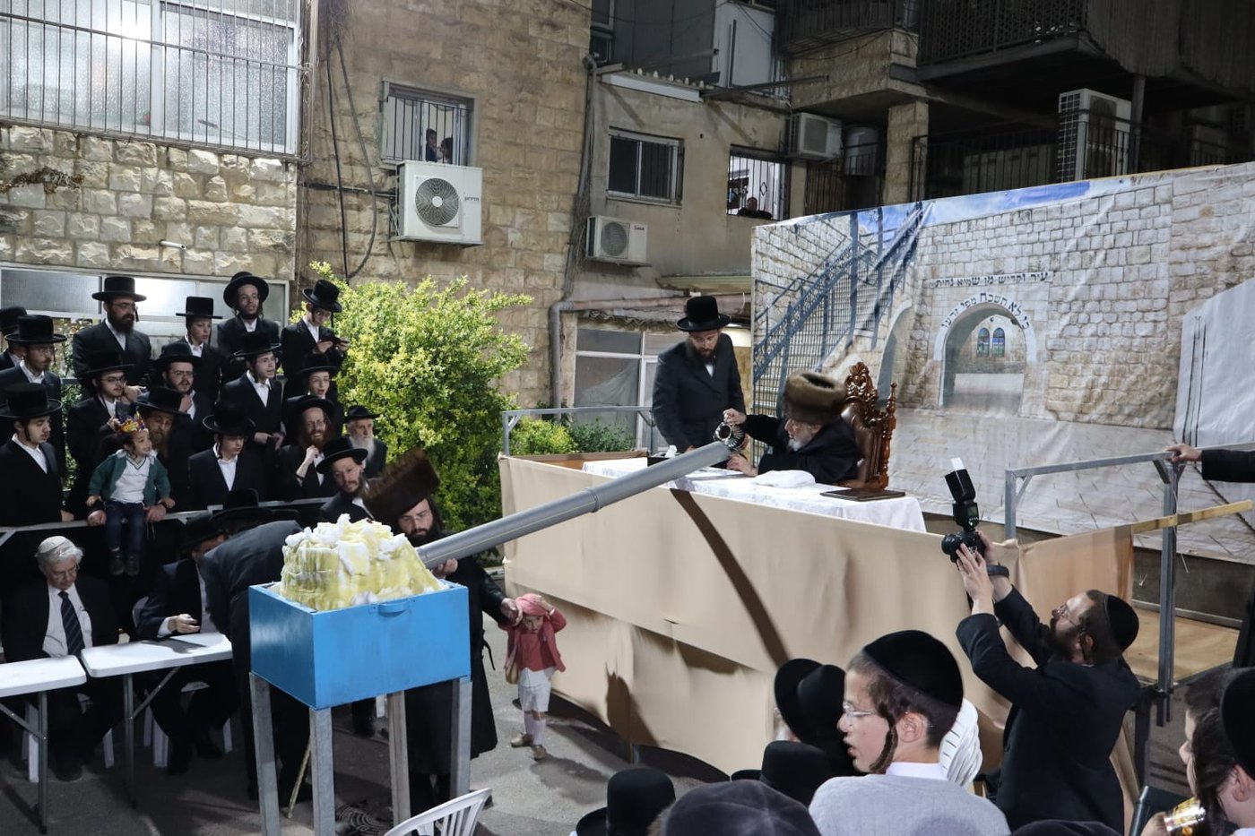 ל"ג בעומר בחצה"ק קופיטשניץ