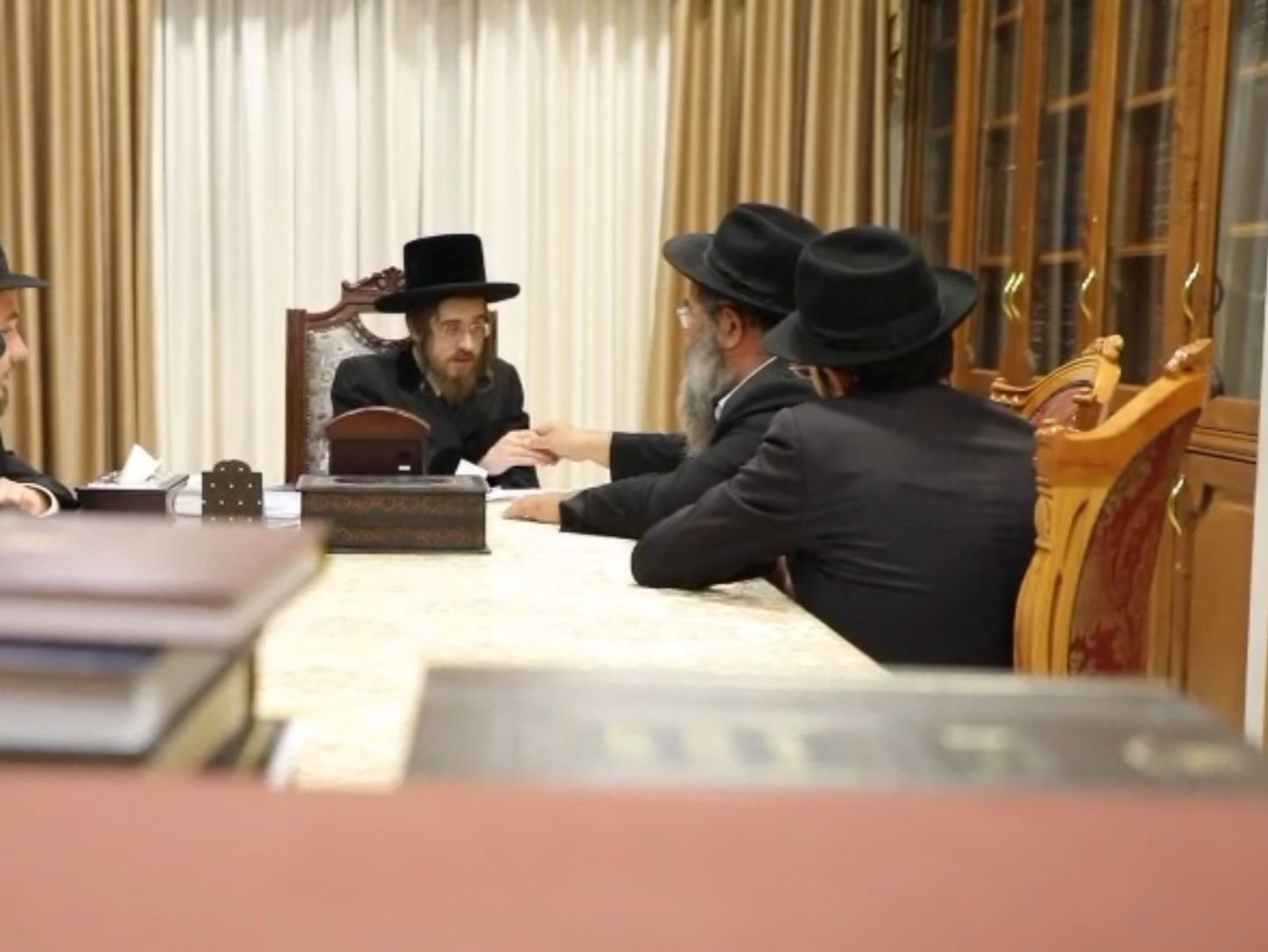 הרב משה הורוביץ אצל האדמו"ר מסאדיגורה