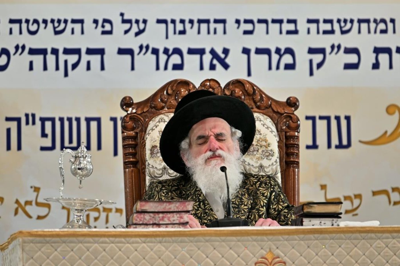 ערב ר"ח סיון בחצה"ק ויזניץ