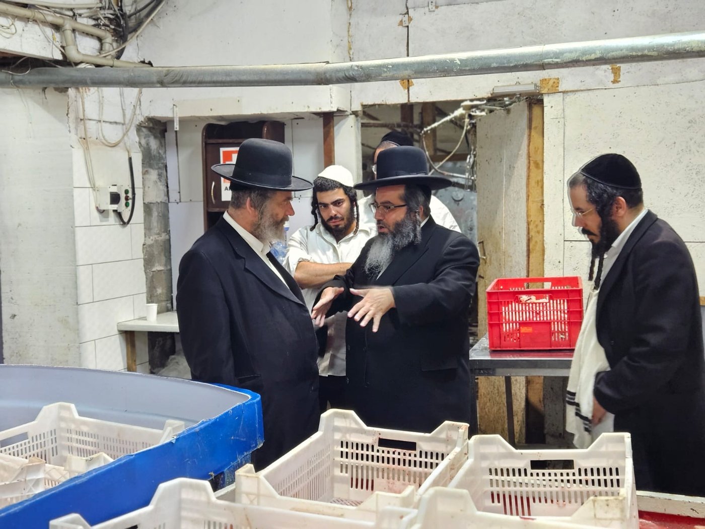 רב העיר הגאון הרב יעקב ג'אן, בבדיקת כשרות המאכלים