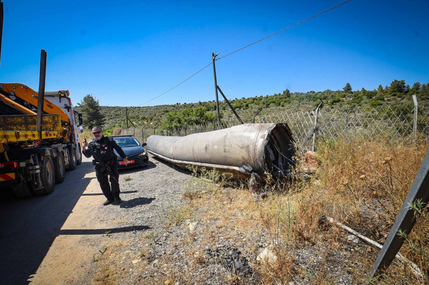 נס בשומרון - חלק ענק מטיל נפל בכניסה לעיר אריאל