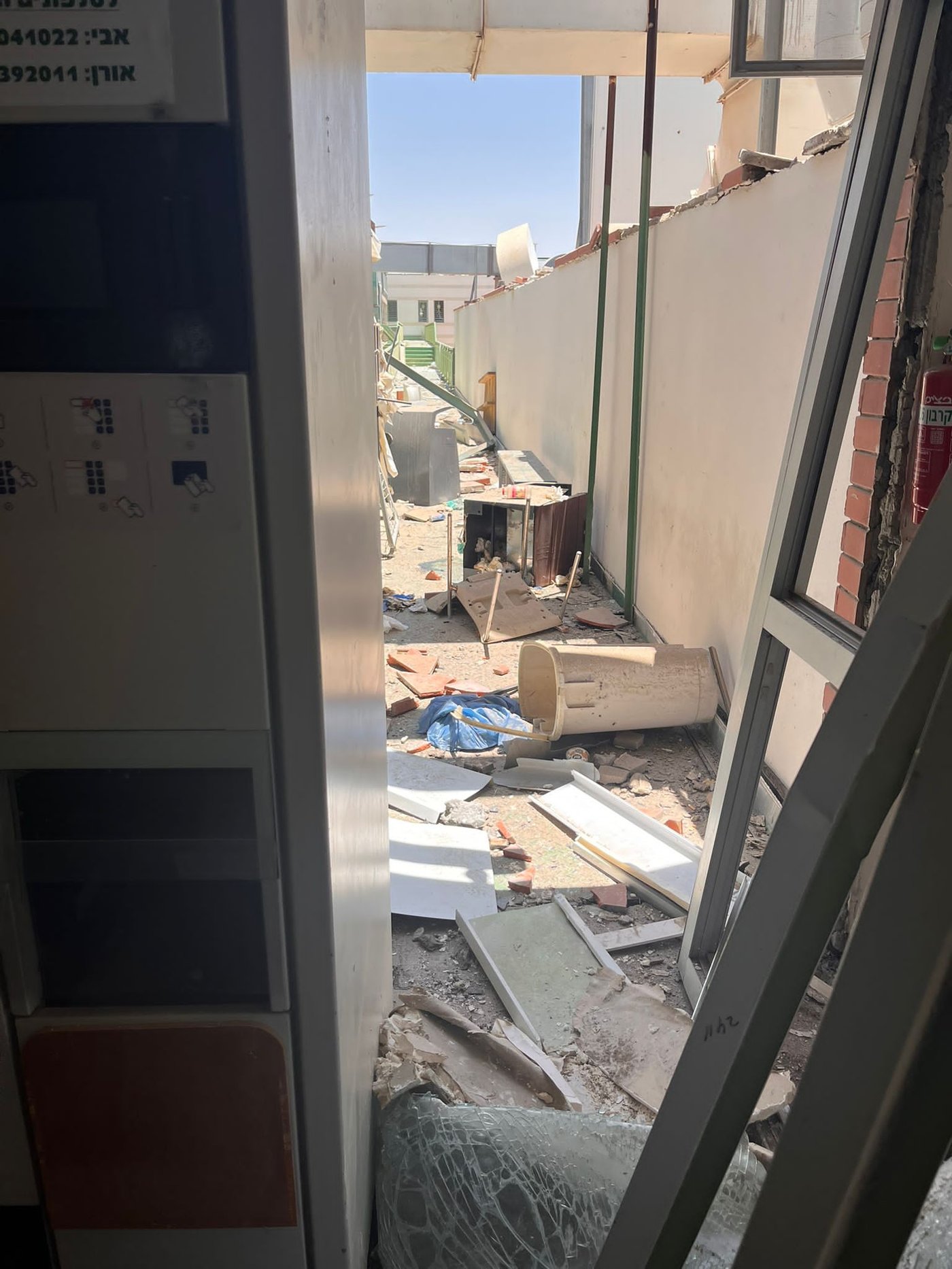 ממדי ההרס בסורוקה: 400 מטופלים הועברו, עשרות נפצעו בזירה