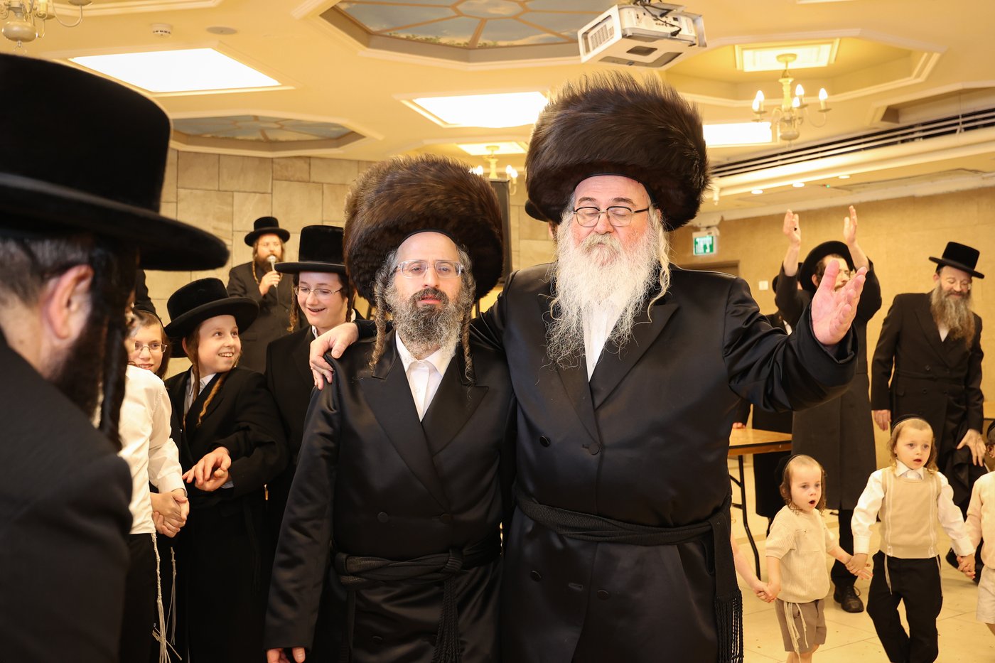 שמחת בר המצווה לנכדו הראשון של הרה"צ רבי אלימלך בידרמן