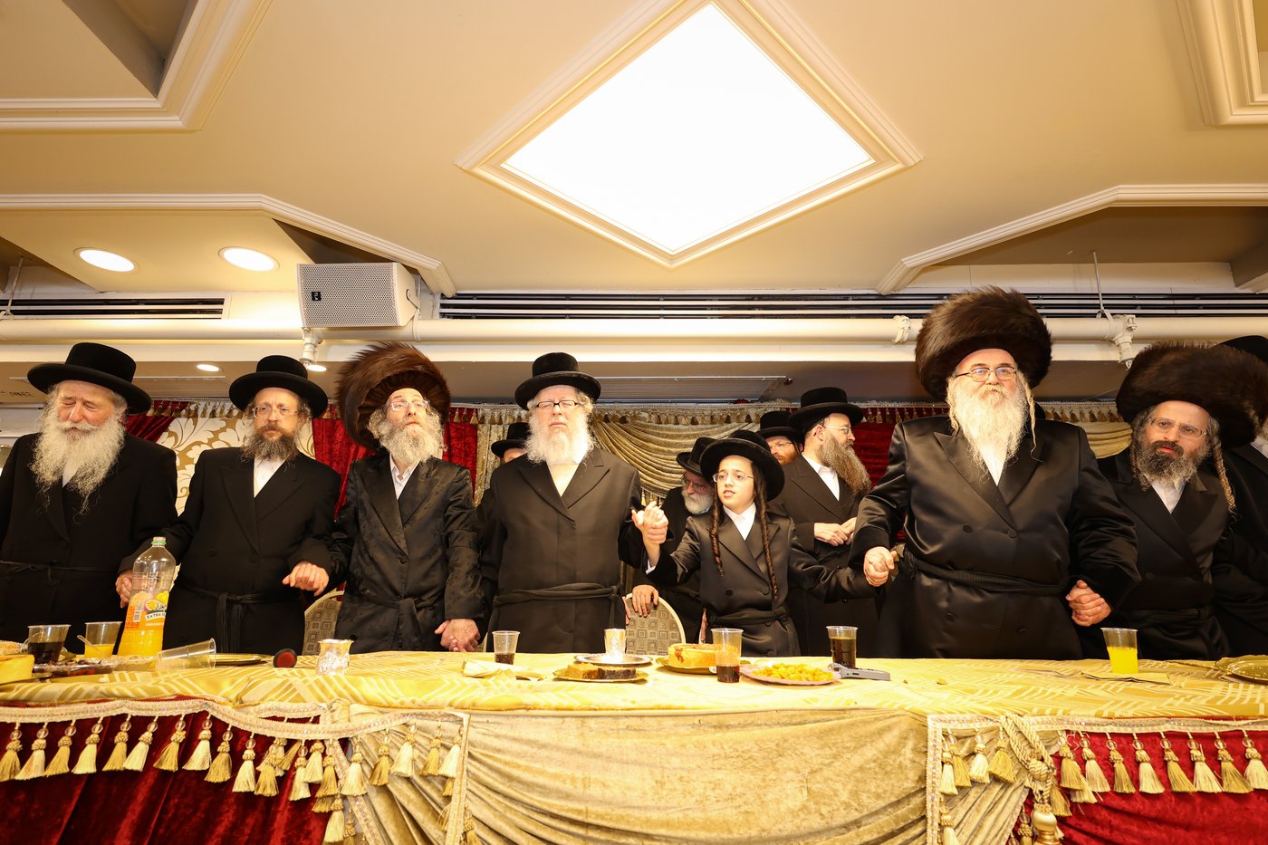 שמחת בר המצווה לנכדו הראשון של הרה"צ רבי אלימלך בידרמן