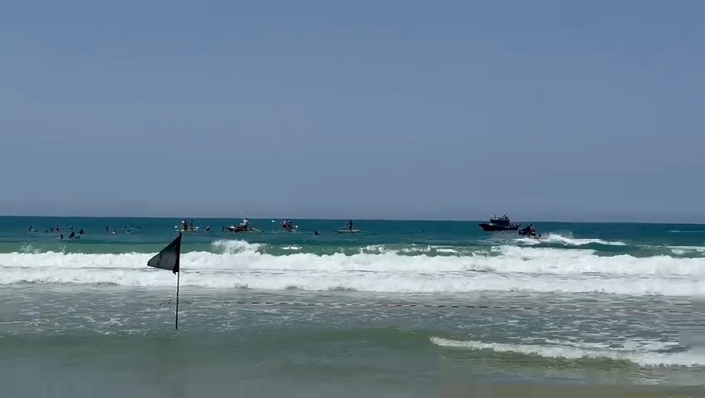 החוף בבת ים