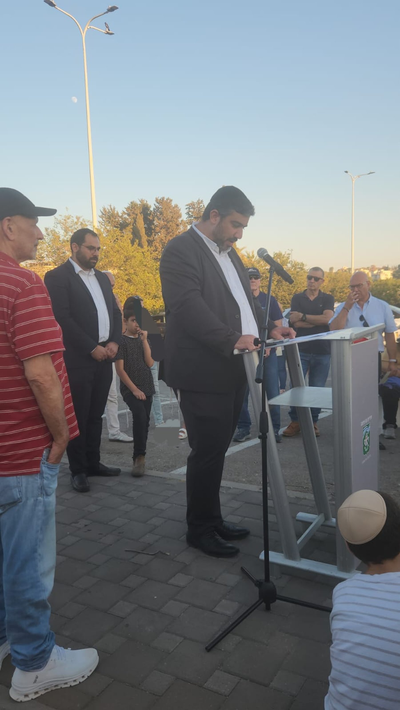 תפילת הודיה בשכונת מאליבו