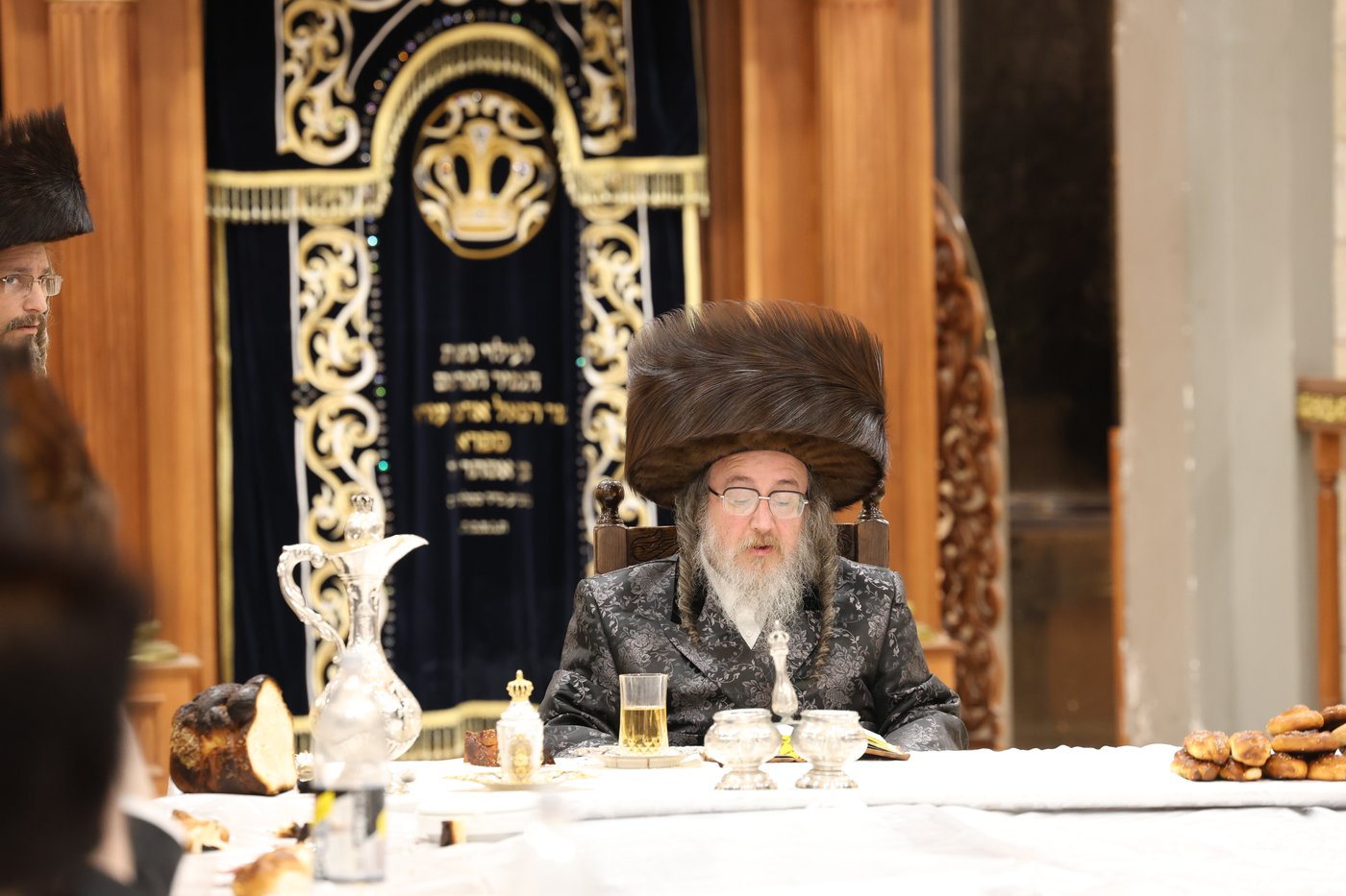 'שבת כותל' בחצר הקודש ביאלה ב"ב