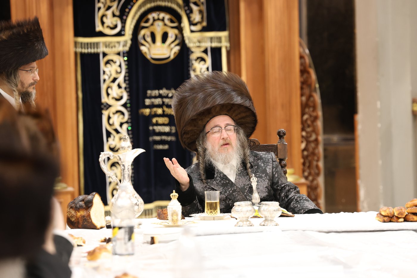 'שבת כותל' בחצר הקודש ביאלה ב"ב