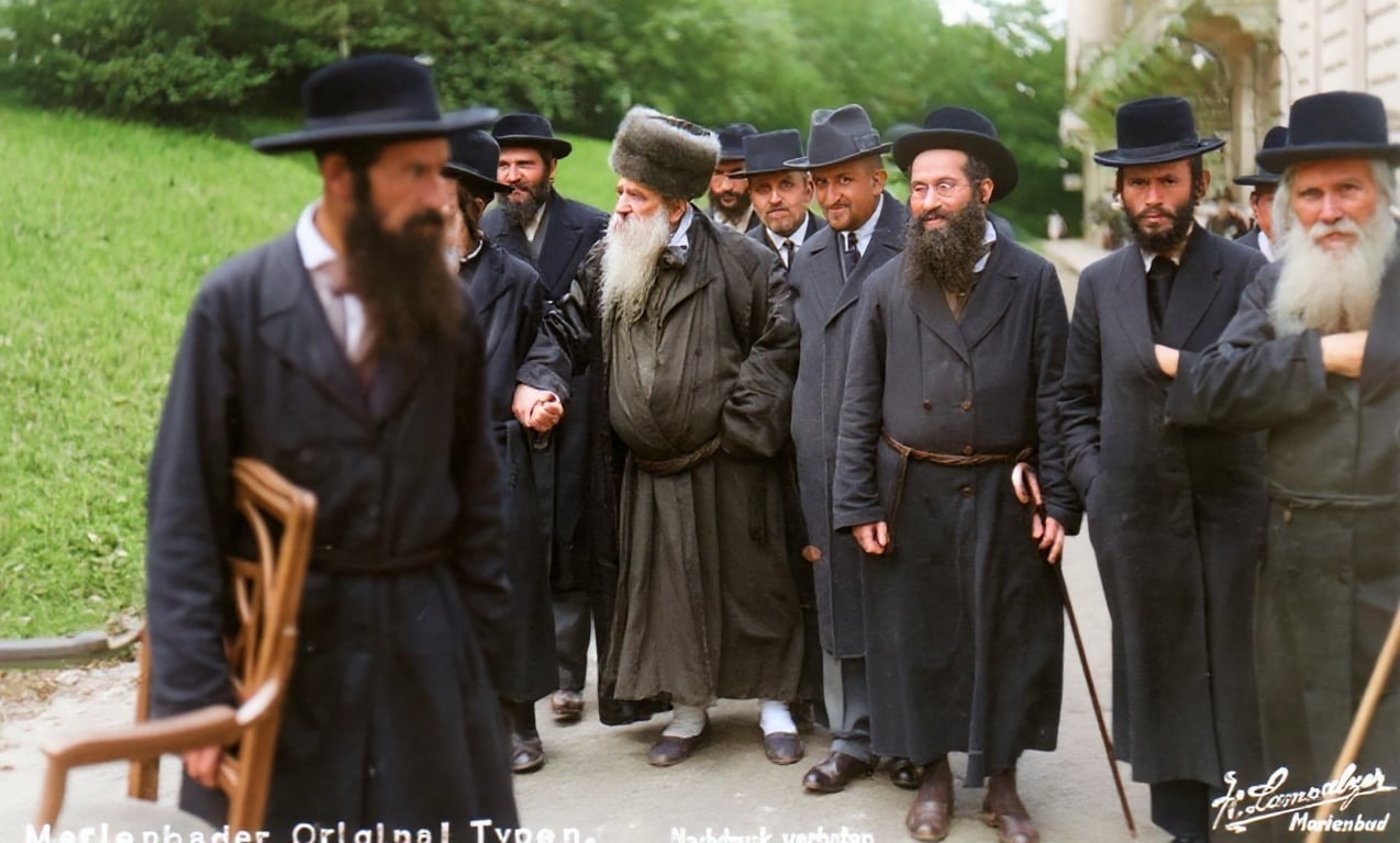 הרבי המהרי"ד מבעלזא בנאות דשא
