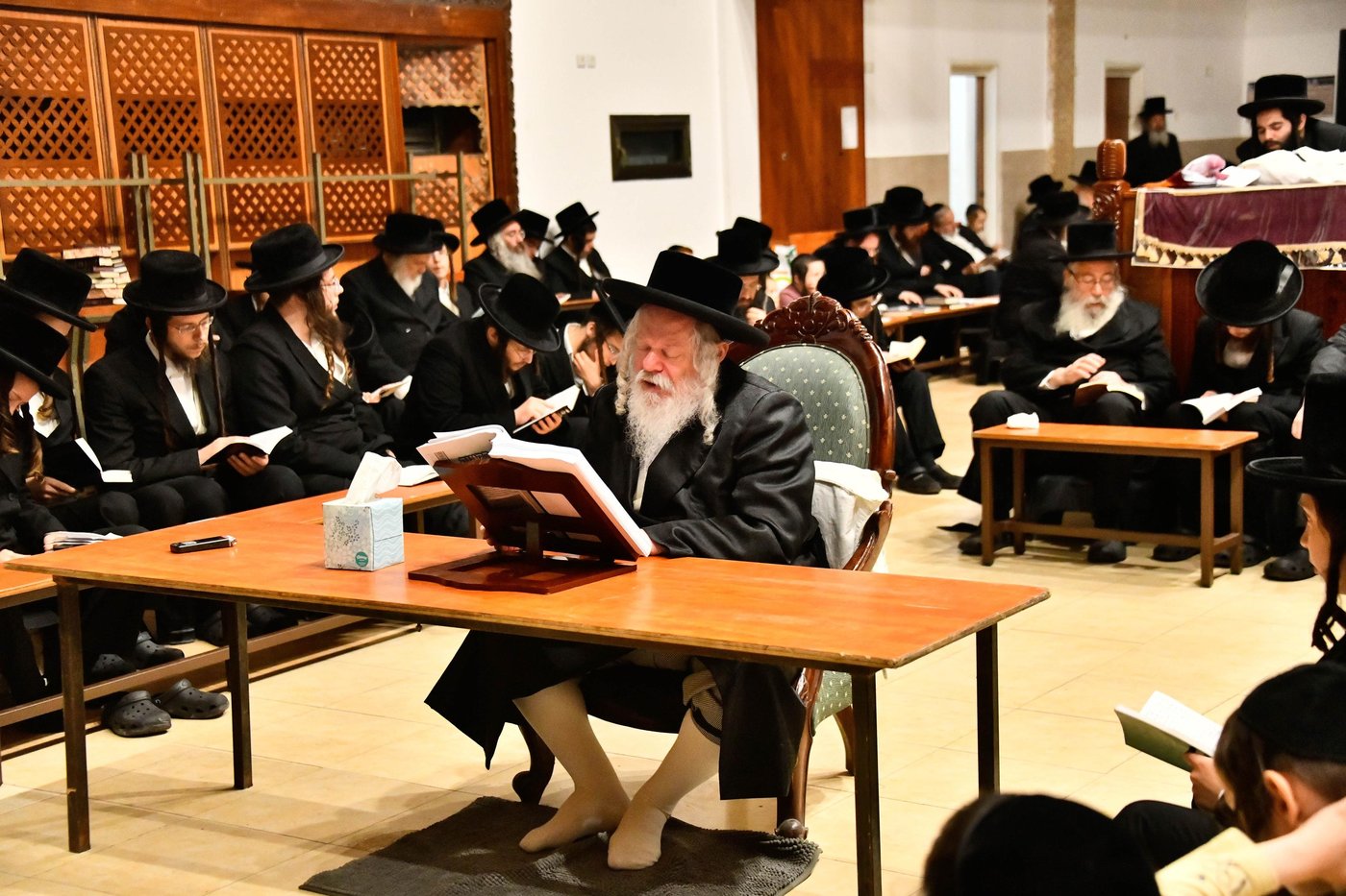 תשעה באב בחצה"ק פרמישלאן