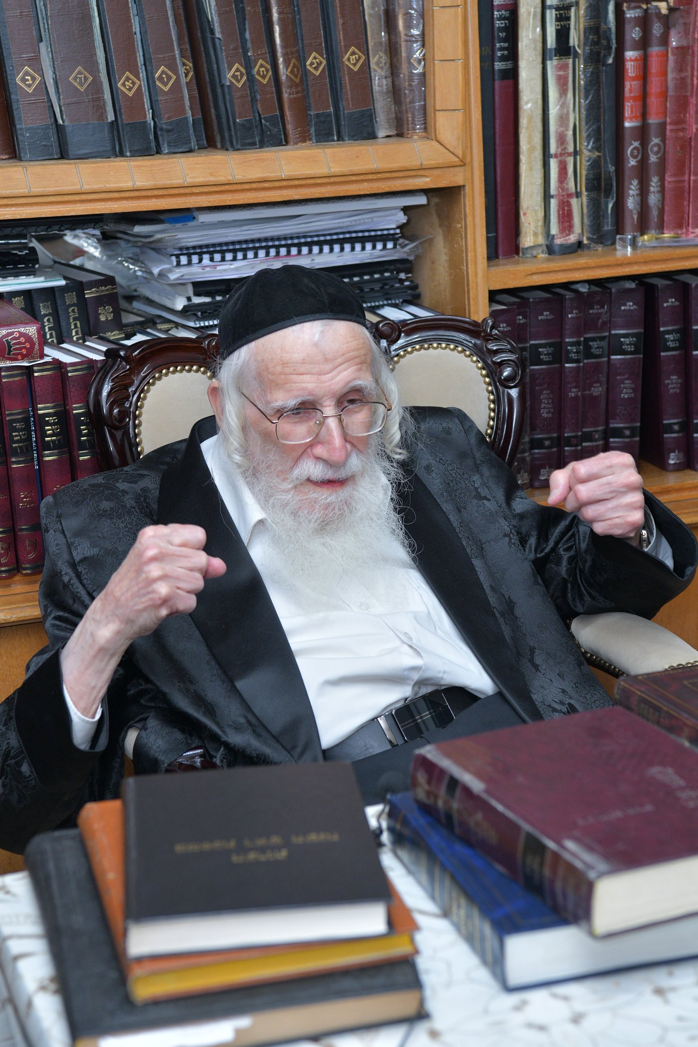 התאחדות רבני הקהילות התכנסו במעונו של הגר"ע אויערבאך