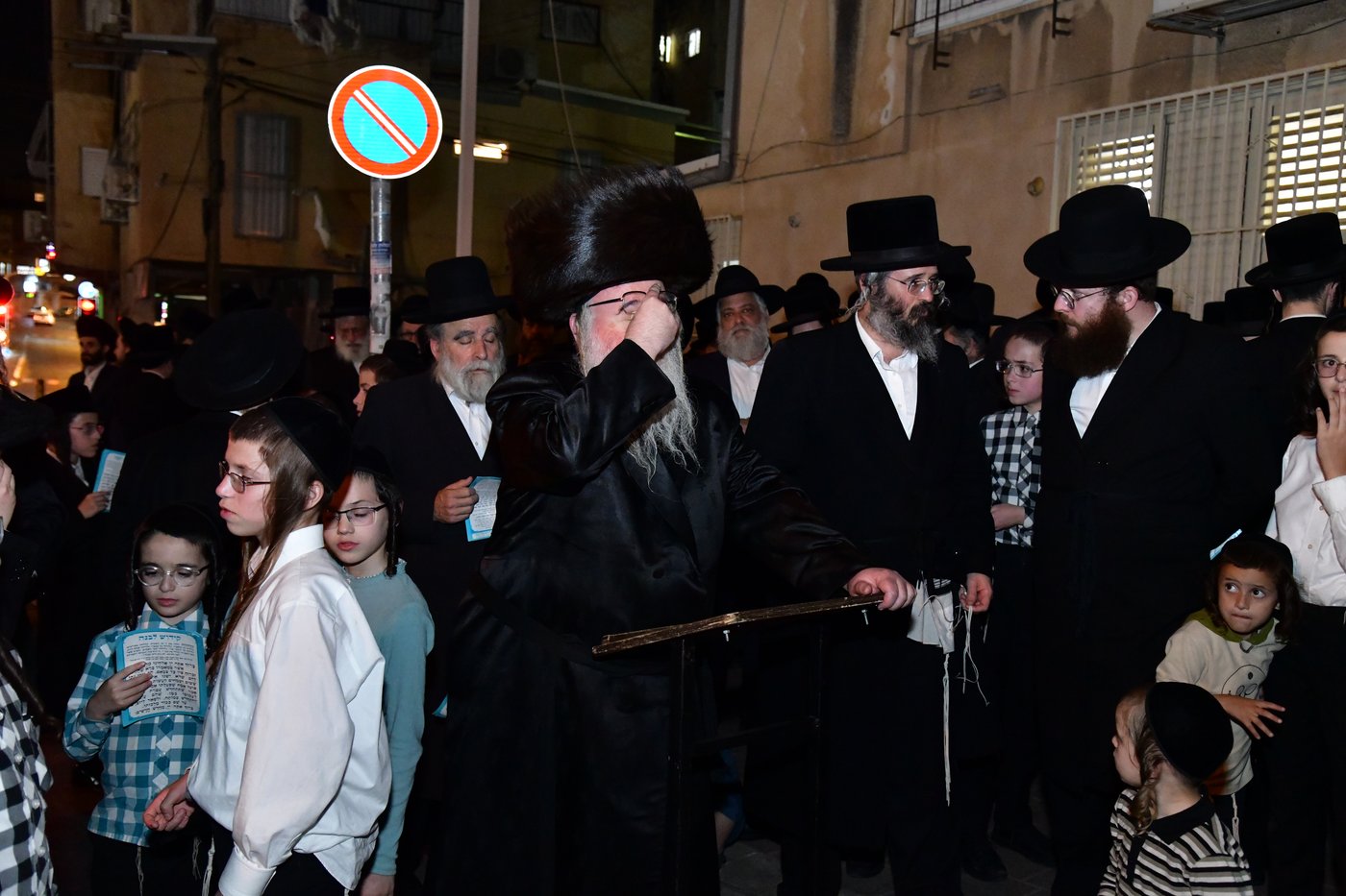 תשעה באב בחצה"ק ביאלה רמת אהרן