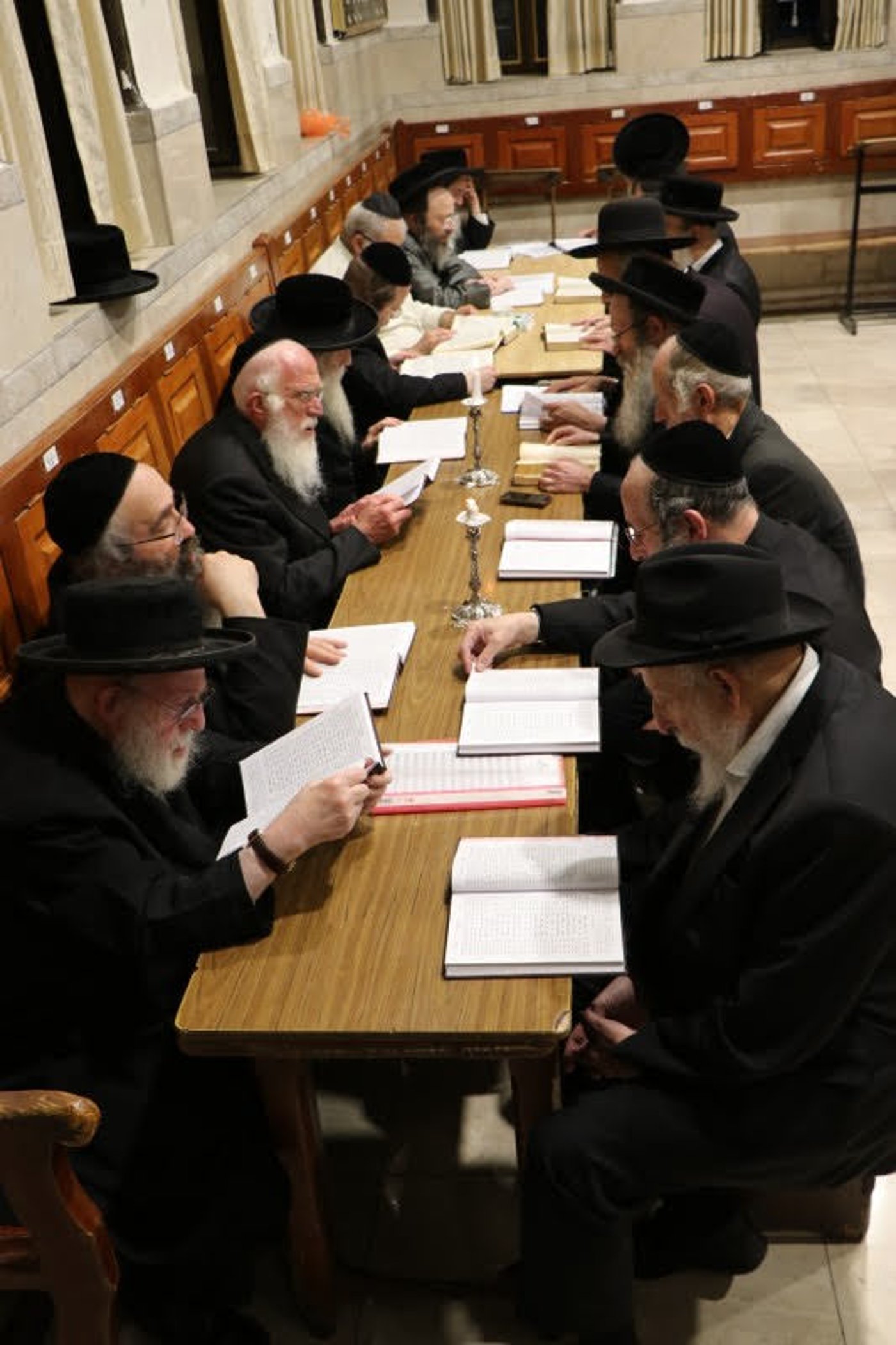 סיום ששה סדרי משנה ב'מאה שערים'