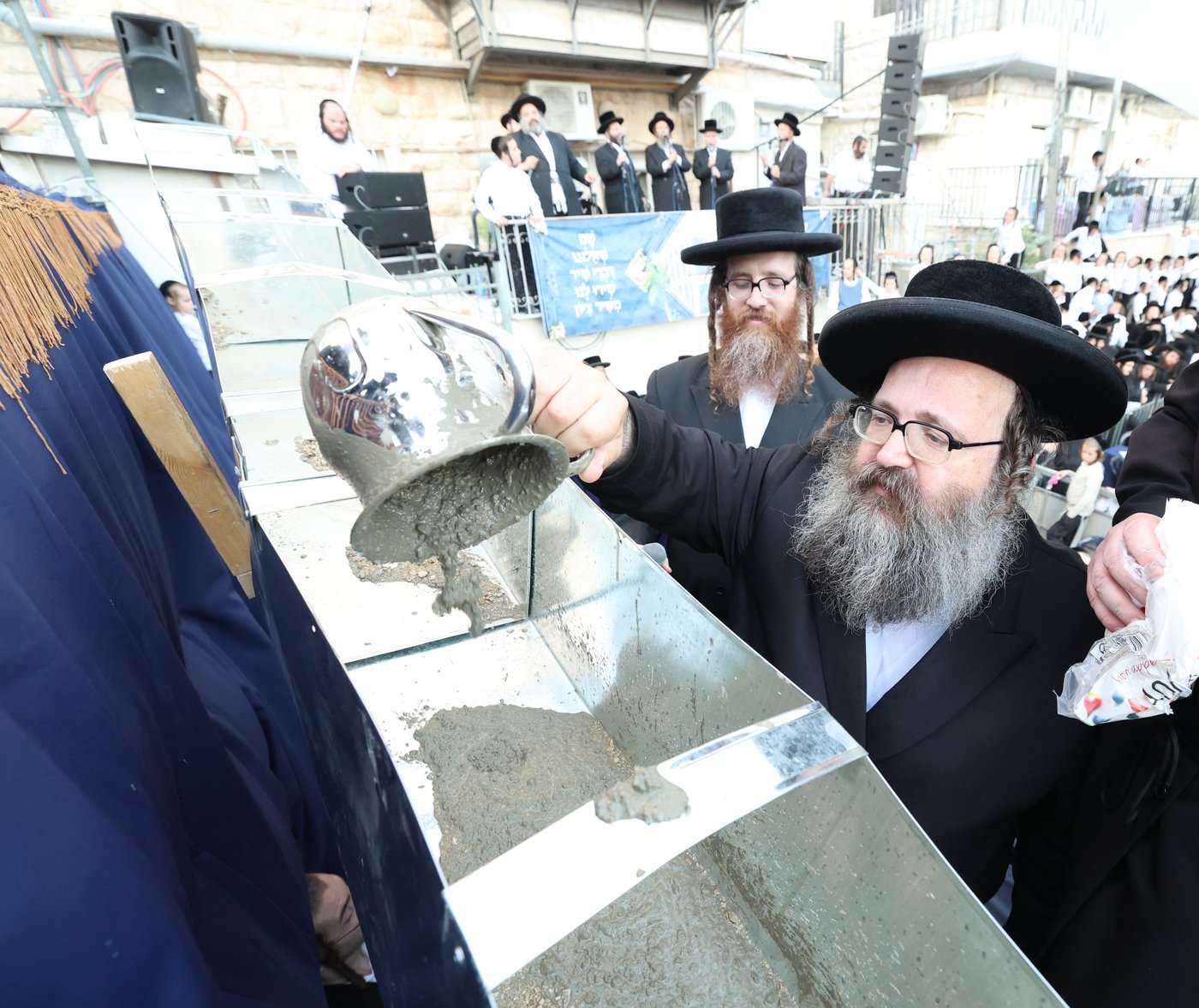 הנחת אבן הפינה בסאטמר ירושלים
