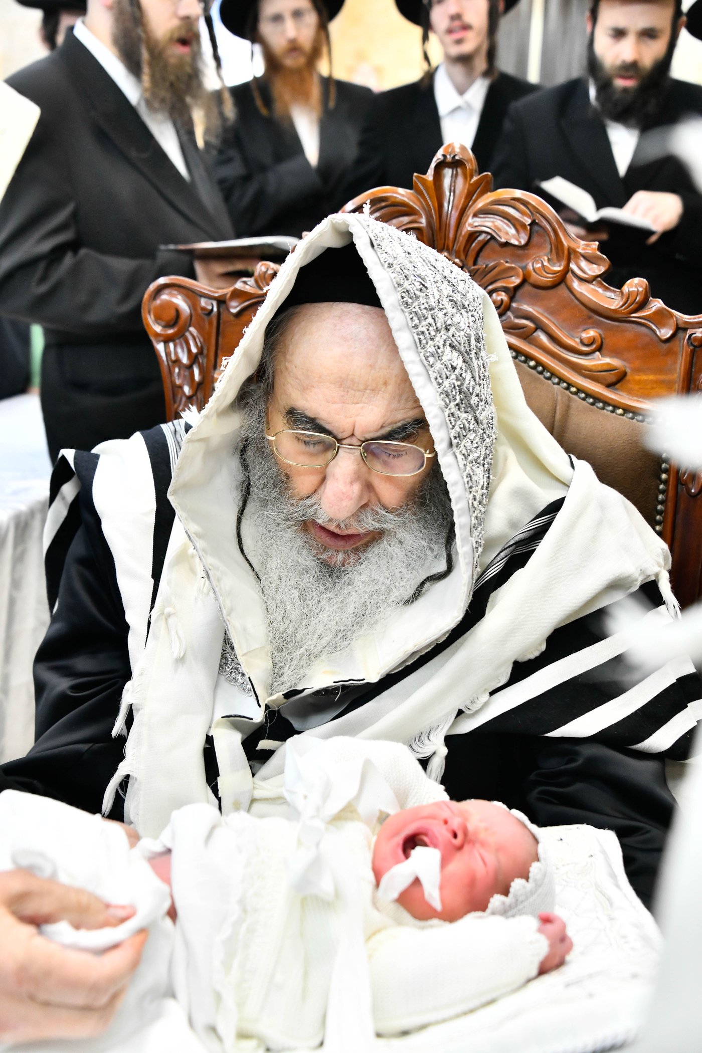 שמחת הברית לנין האדמו"ר מאלכסנדר וטשאקווא