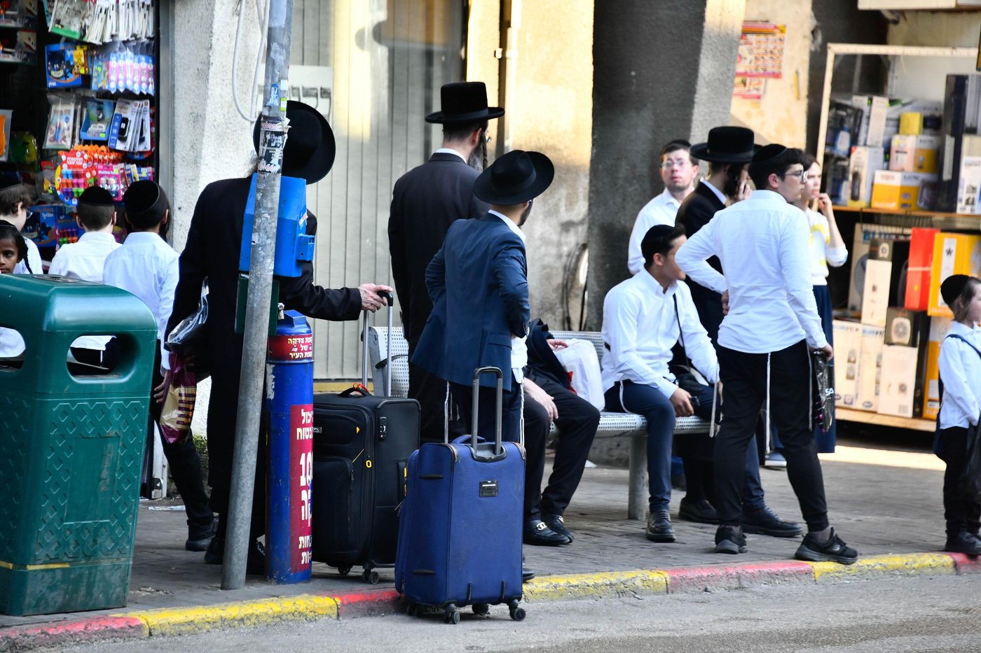 חוזרים לישיבות בבני ברק
