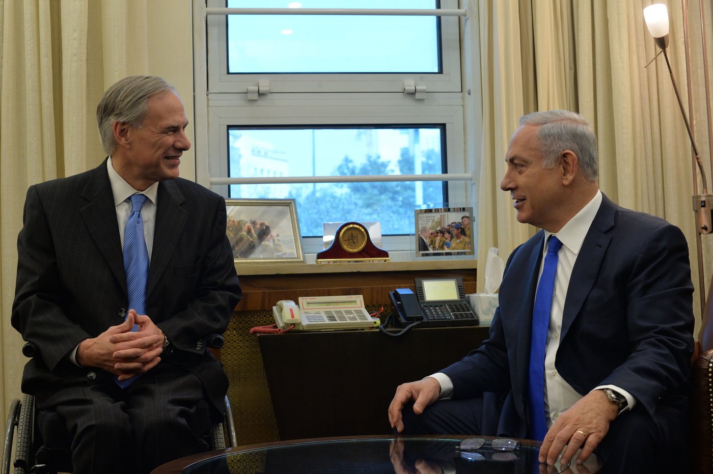 ראש הממשלה בנימין נתניהו נפגש עם גרגורי וויין אבוט, מושל טקסס, בירושלים
