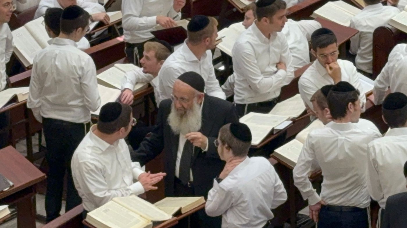 פתיחת הזמן בישיבת 'נחלת הלויים'