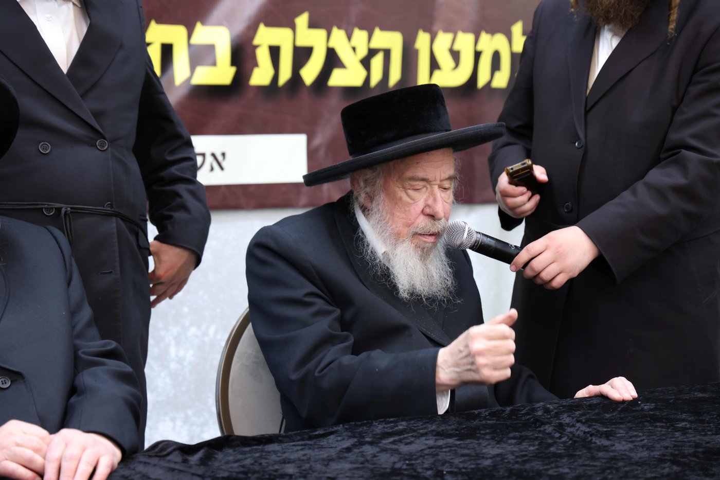 כינוס חירום של כלל רבני ברסלב לקראת ר"ה באומן