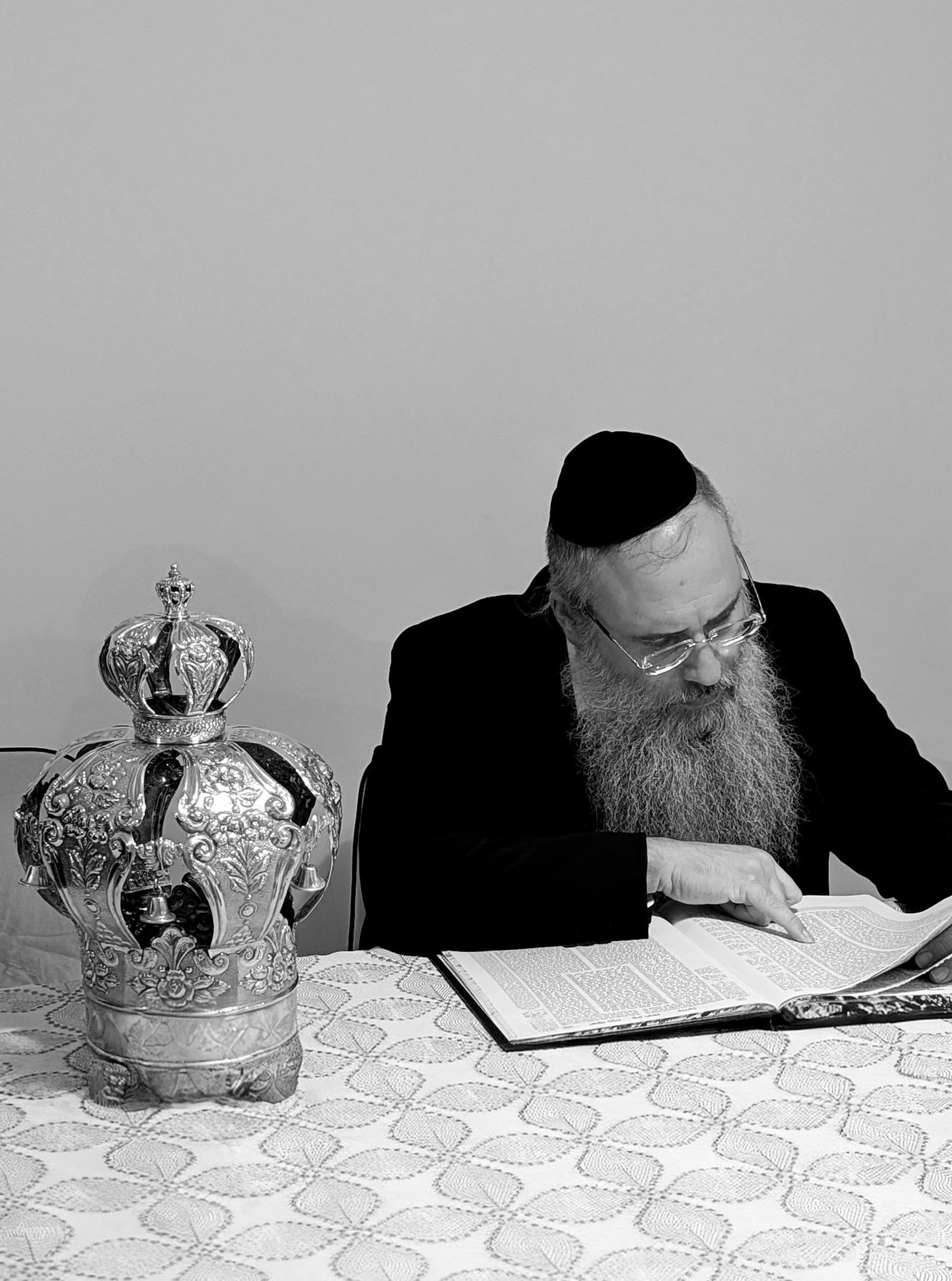 הכנסת ספר תורה למוסדות ’דרך אמונה’