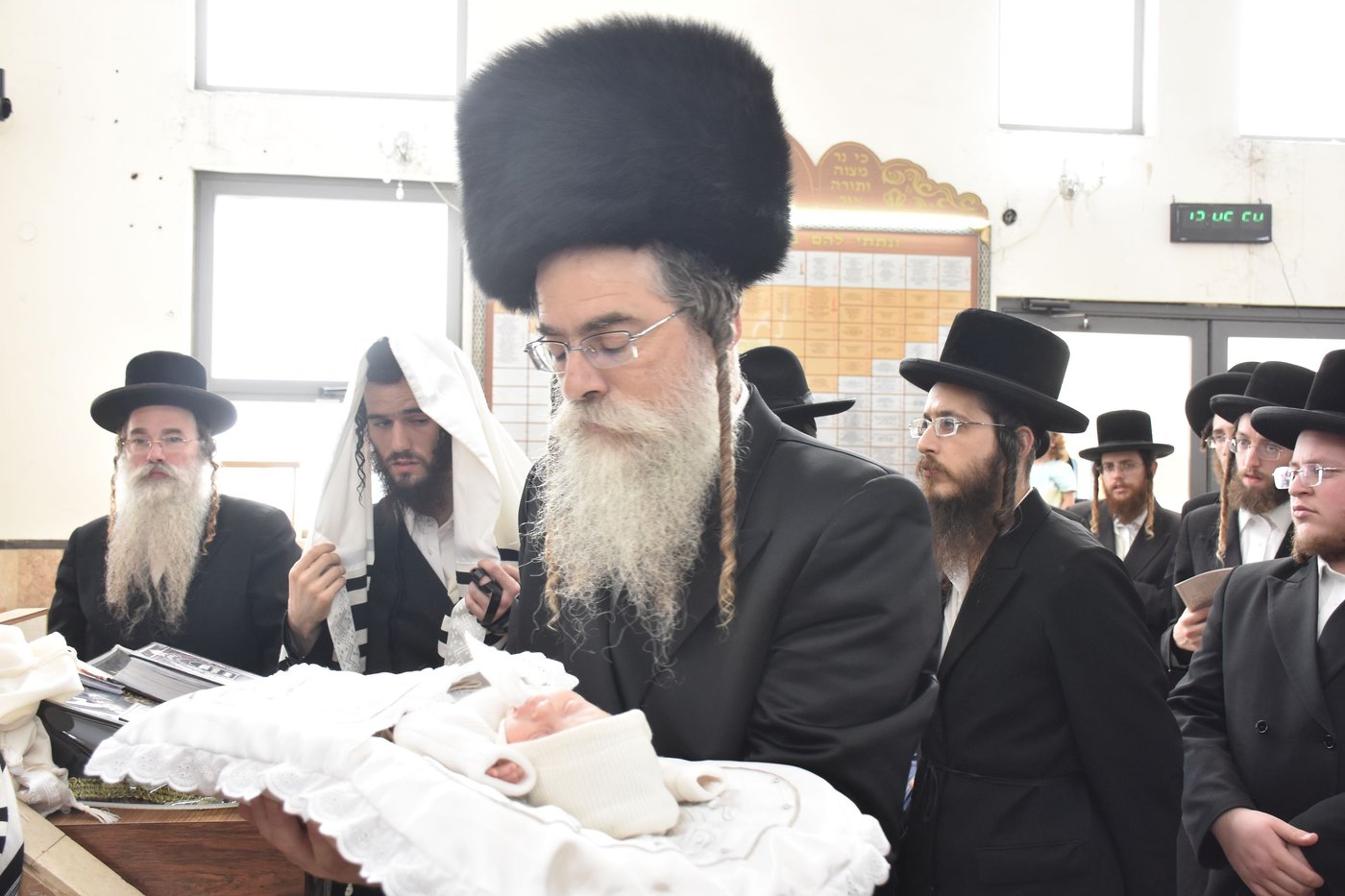 שמחת הברית לנין האדמו"ר מאשלג
